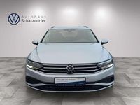 Gebraucht VW Passat 122 PS (89 kW) 2020 Silber  metallic Kombi