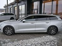 Gebraucht Volvo V60 Inscription 253 PS (186 kW) 2021 Silber Kombi