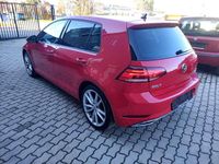 Gebraucht VW Golf VII Highline 150 PS (110 kW) 2017 Rot Limousine