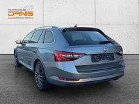 Gebraucht Skoda Superb Style 150 PS (110 kW) 2017 Grau Kombi