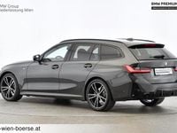 Gebraucht BMW 318 Efficient Dynamics 150 PS (110 kW) 2024 Grau Kombi
