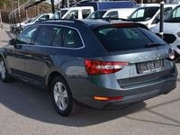 gebraucht Skoda Superb SuperbCombi 2,0 TDI DSG ACC LED NAVI 1. Besitz
