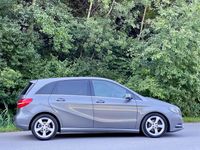 Gebraucht Mercedes B200 136 PS (100 kW) 2012 Grau Van / Kleinbus