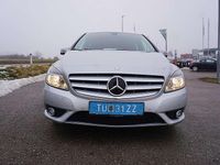 Gebraucht Mercedes B180 Edition 109 PS (80 kW) 2014 Grau Van / Kleinbus