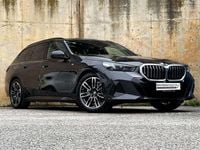 Gebraucht BMW 520 Shadowline 197 PS (144 kW) 2025 Sophistograu brillanteffekt Kombi