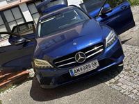Gebraucht Mercedes C220 194 PS (142 kW) 2019 Blau Kombi