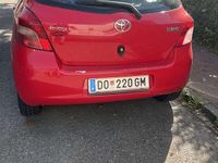 gebraucht Toyota Yaris 1,0 VVT-i Linea Luna