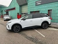 Neu Peugeot 5008 136 PS (100 kW) 2025 Weiß SUV