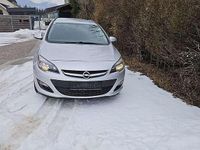 Gebraucht Opel Astra Edition 120 PS (88 kW) 2012 Kombi