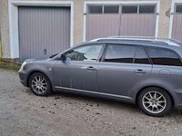 Gebraucht Toyota Avensis Sol 116 PS (85 kW) 2005 Grau Kombi