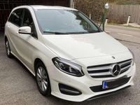Gebraucht Mercedes B220 184 PS (135 kW) 2017 Weiß Van / Kleinbus