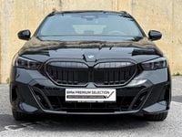 Gebraucht BMW 520 Shadowline 197 PS (144 kW) 2025 Schwarz Kombi