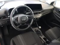 gebraucht Hyundai i20 GO 1.2 MPI 58 kW (79 PS) Licht Paket! Navigationssystem, Bluetooth, DAB, Klimaanlage, Rückfahrkamera, Apple CarPlay, Android Auto, PDC hinten, Sitzheizung, Lenkradheizung, Spurassistent, Tempomat uvm.