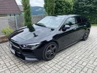 Gebraucht Mercedes CLA200 Shooting Brake 150 PS (110 kW) 2021 Schwarz Kombi