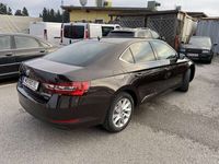 gebraucht Skoda Superb 2,0 TDI 4x4 Style DSG