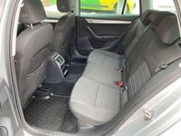 gebraucht Skoda Octavia Octavia Combi 1,6 TDI Style Style