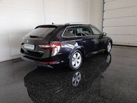 gebraucht Skoda Superb Kombi 2,0 TDI 4x4 Style DSG *SPORTFAHRWERK / BI...