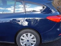 gebraucht Ford Focus Turnier 1.0 EcoBoost Start-Stopp-System TREND