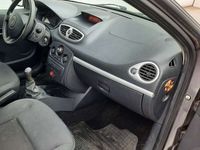 gebraucht Renault Clio Dynamique 12 16V