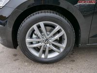 Neu VW Touran Comfortline 150 PS (110 kW) 2026 Grenadilla schwarz metallic Van / Kleinbus