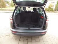 gebraucht Skoda Karoq 2,0 TDI DSG 4x4 *LED*AHK*SHZ*