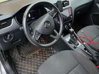 gebraucht Skoda Octavia Combi 20 TDI Style Limited DSG