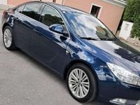 Gebraucht Opel Insignia Edition 131 PS (96 kW) 2012 Blau Limousine