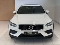 gebraucht Volvo V60 CC D4 AWD Pro Aut. +VOLLAUSSTATTUNG+MwSt.+AHK+1.Hand+