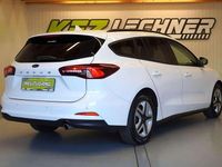 Gebraucht Ford Focus 120 PS (88 kW) 2022 Weiß Kombi