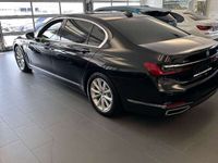 gebraucht BMW 745e 745xDrive