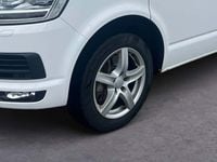 Gebraucht VW Multivan Trendline 150 PS (110 kW) 2016 Weiss  normal Van
