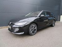 Gebraucht VW Passat Elegance 150 PS (110 kW) 2024 Schwarz  metallic Kombi