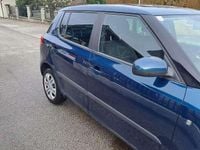 Gebraucht Skoda Fabia 60 PS (44 kW) 2012 Blau Limousine