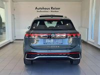 Gebraucht VW Tiguan Sport 193 PS (141 kW) 2025 Mittelgrün metallic SUV
