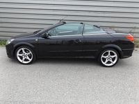gebraucht Opel Astra Twin Top Cosmo 2,0iTurbo Leder Xenon PDC 1HandAlu18″ Mod2007 Sportfahrwerk Sitzheizung 1aTop
