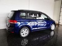 Gebraucht VW Touran Sport 150 PS (110 kW) 2020 Atlantik blue metallic Van / Kleinbus
