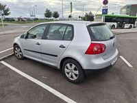 Gebraucht VW Golf V Comfortline 105 PS (77 kW) 2007 Silber Limousine