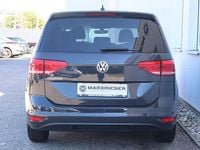 Gebraucht VW Touran Trendline 116 PS (85 kW) 2018 Grau Van / Kleinbus
