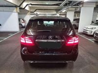 Gebraucht Mercedes B200 136 PS (100 kW) 2015 Schwarz Van / Kleinbus