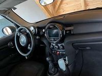 Gebraucht Mini ONE 102 PS (75 kW) 2018 Grau Kleinwagen