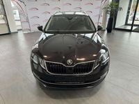 gebraucht Skoda Octavia Combi 20 TDI Style Limited DSG