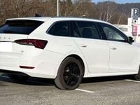 gebraucht Skoda Octavia Combi 15 iV Style DSG