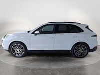 Gebraucht Porsche Cayenne 305 PS (224 kW) 2024 Weiss  metallic SUV