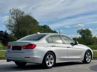 gebraucht BMW 318 318 3er-Reihe d Automatik *90.000km* Limousine