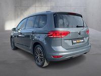 Gebraucht VW Touran 150 PS (110 kW) 2025 Mittelgrau  metallic Van / Kleinbus