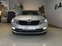 gebraucht Skoda Octavia Combi TSI DSG *LIMITED SONDERMODELL *VIELE EXTR...