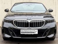Gebraucht BMW 550e M Sport 490 PS (360 kW) 2024 Saphirschwarz Limousine