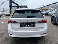 gebraucht Skoda Octavia Combi 2,0 TDI Business Carplay-Kamera-Sitzhzg.