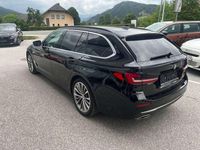 gebraucht BMW 520 520 d xDrive Luxury Line *108.000km* Diesel Allrad