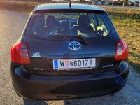 gebraucht Toyota Auris 133 dVVT-i S